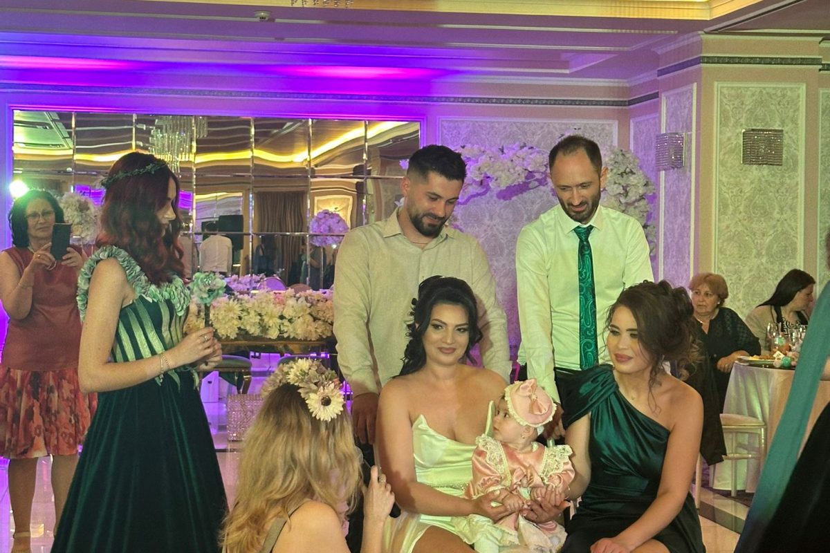 69f82c9d-16f3-43a4-b7cb-25d8248808fa